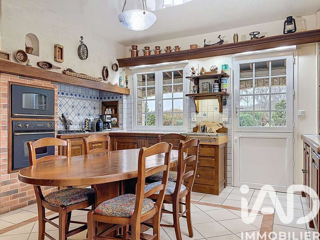 Maison 290 m² à Croisilles  - photo 9