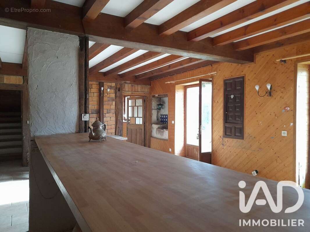 Maison 200 m² à Vicq-D'auribat  - photo 6