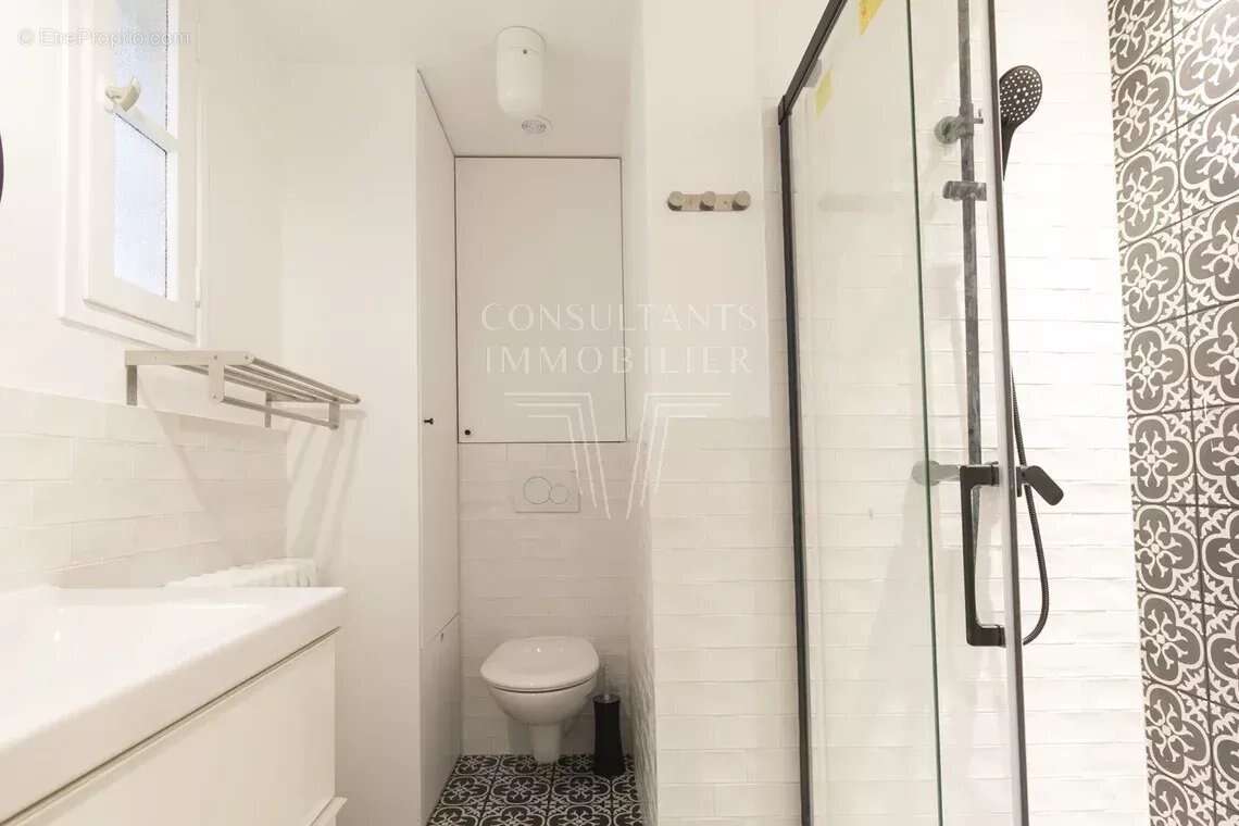 Appartement à NEUILLY-SUR-SEINE