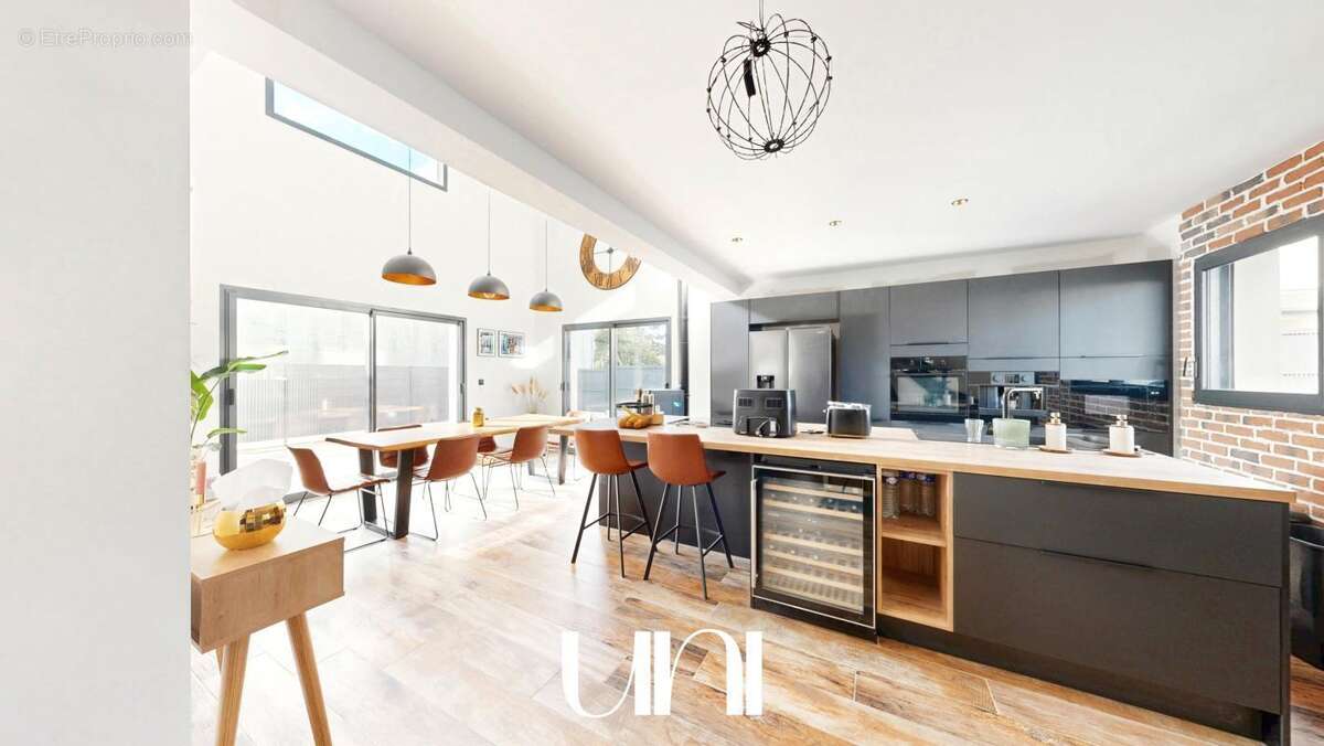 Maison à SAINT-MARTIN-DES-ENTREES