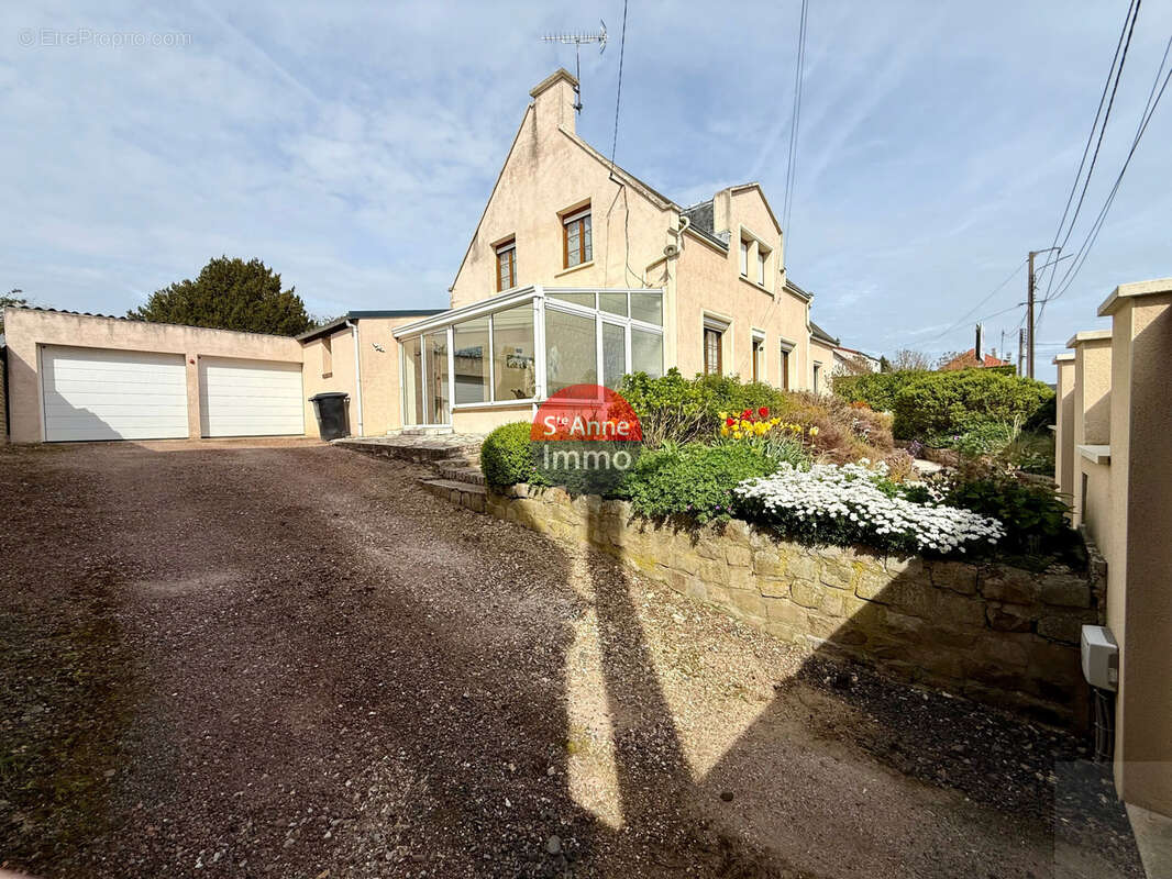 Maison à CHAULNES