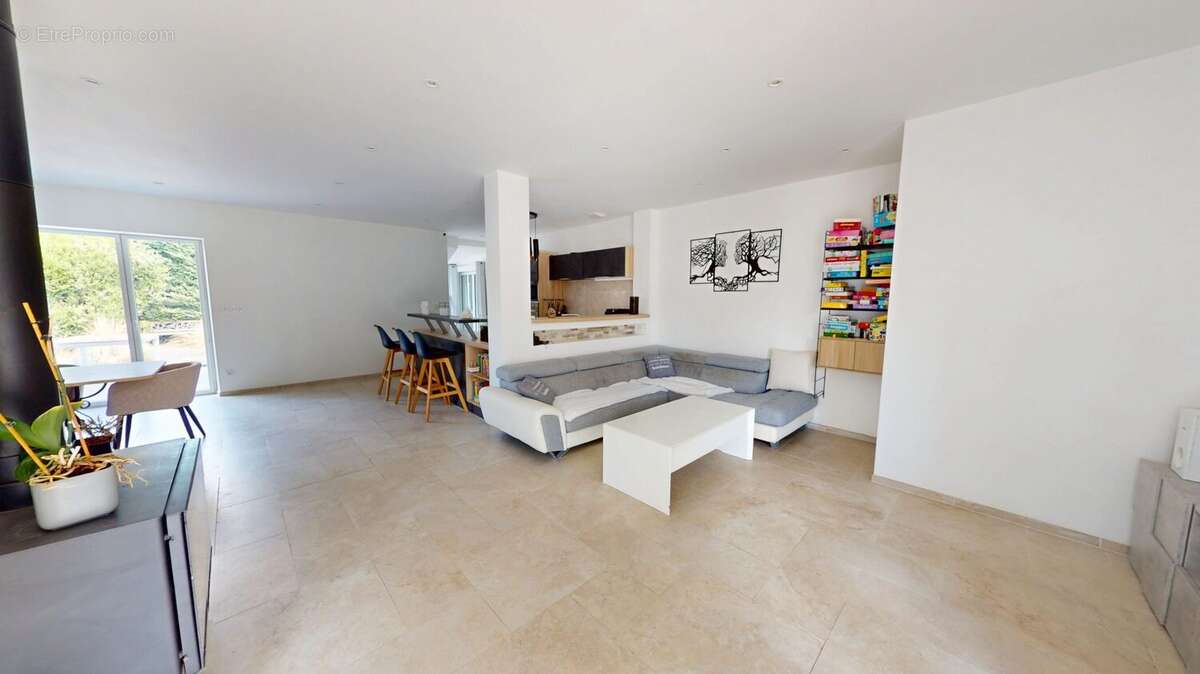 Maison 268 m² à Saint-Cyr-En-Val  - photo 4