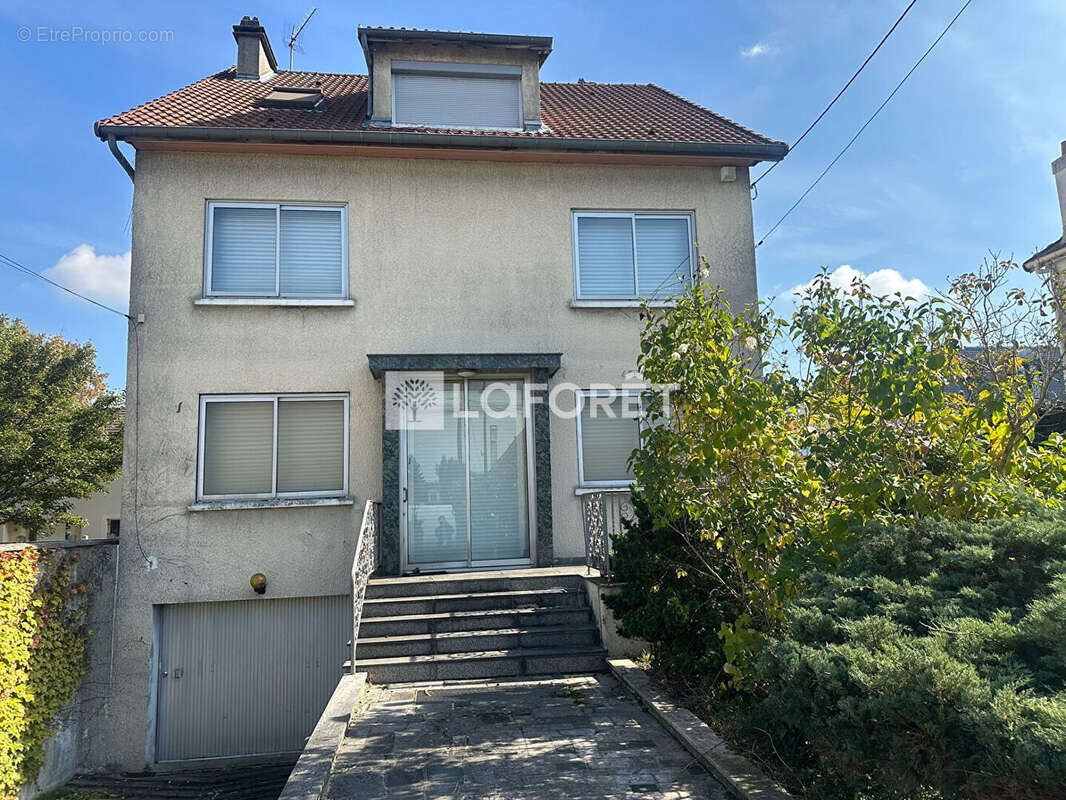 Maison à MONTFERMEIL