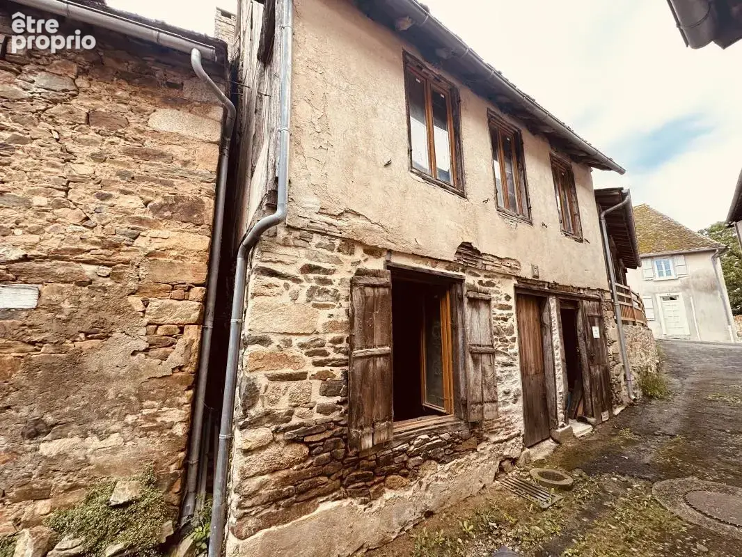 Maison à SAINT-GERMAIN-LES-BELLES