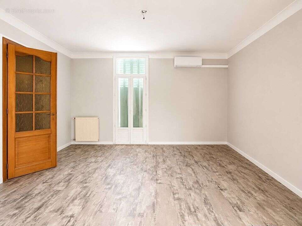 Appartement à VIVIERS-DU-LAC