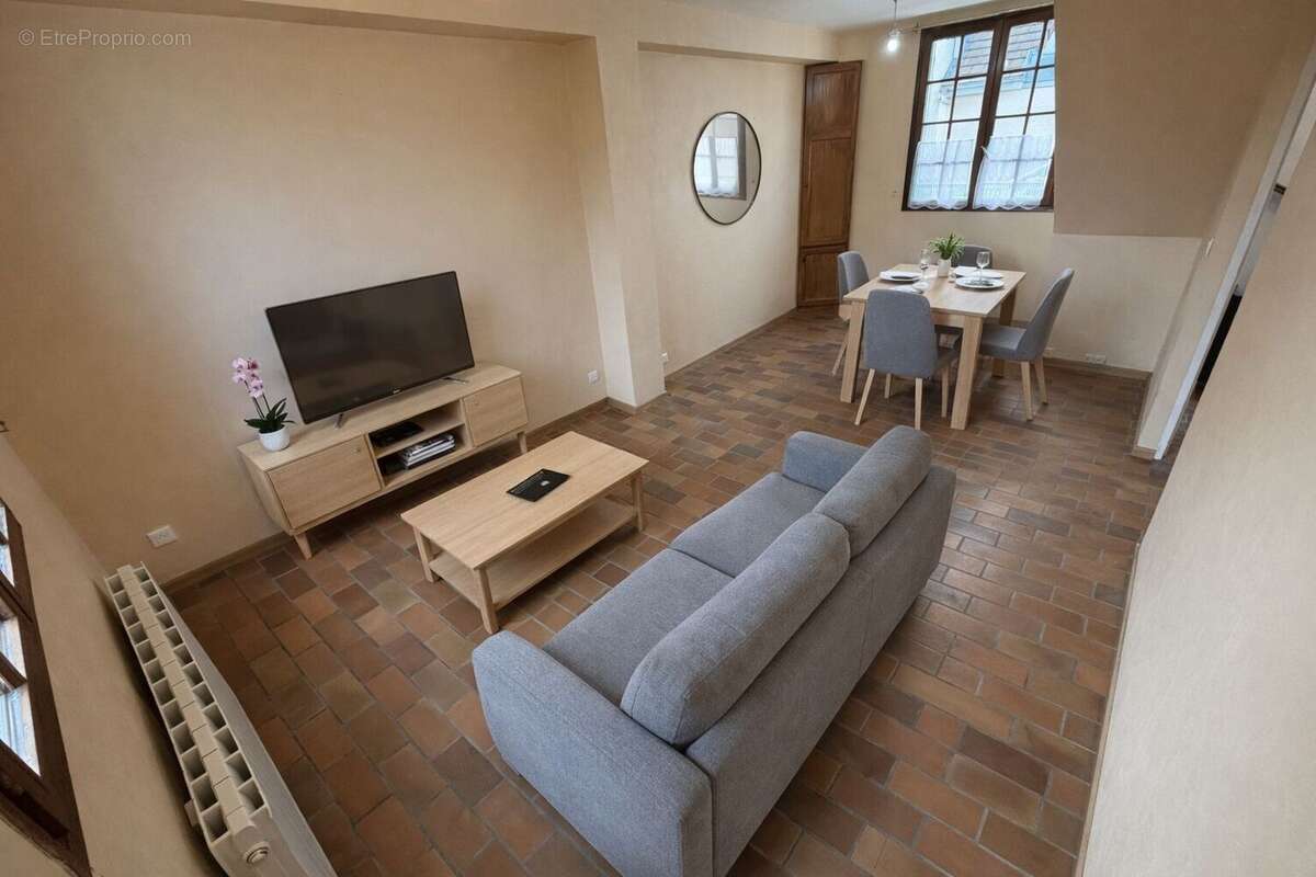Maison à ORRY-LA-VILLE