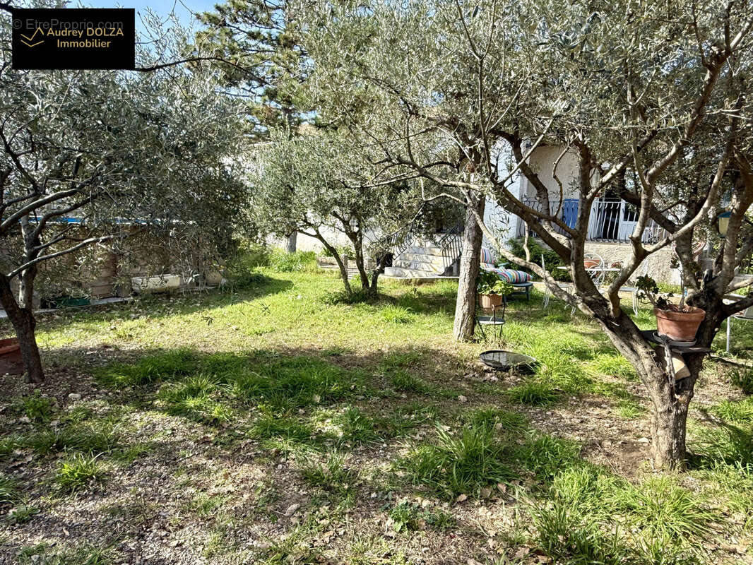 Maison à LA FARE-LES-OLIVIERS