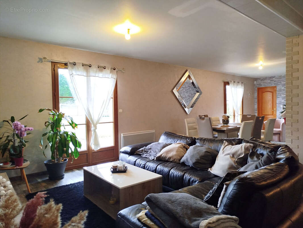 Maison à SAINT-AUBIN-EN-BRAY