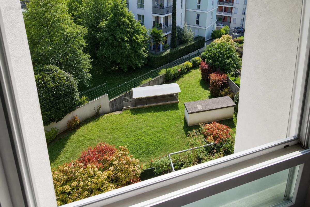 Appartement à VAULX-EN-VELIN