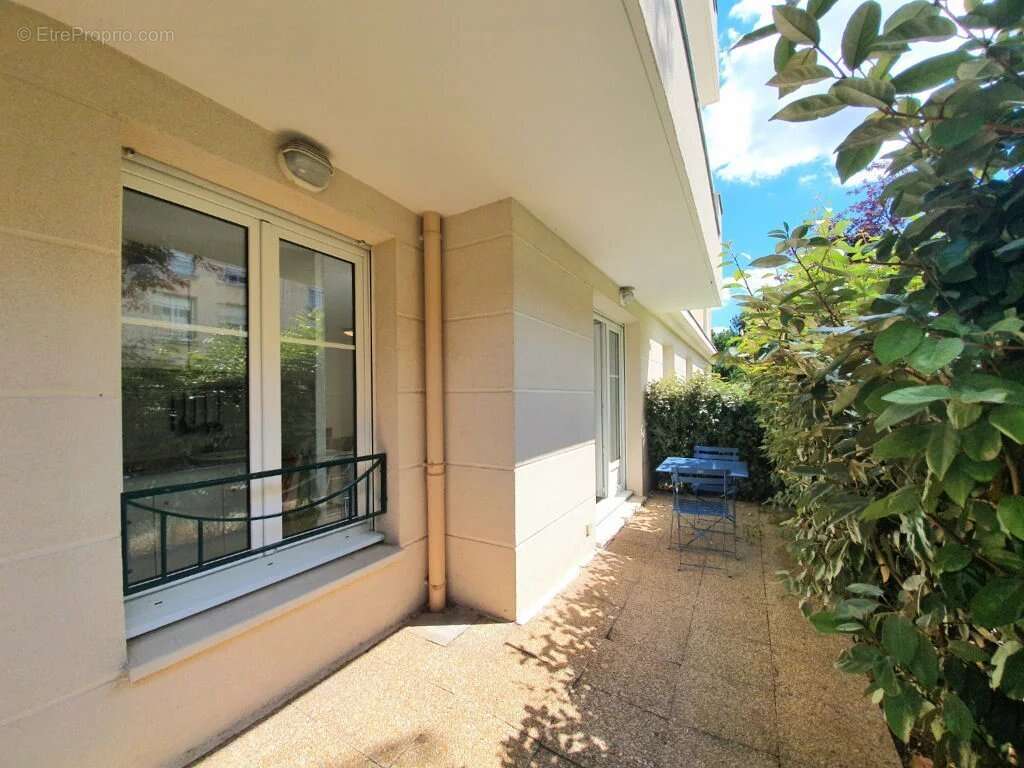 Appartement à VERRIERES-LE-BUISSON