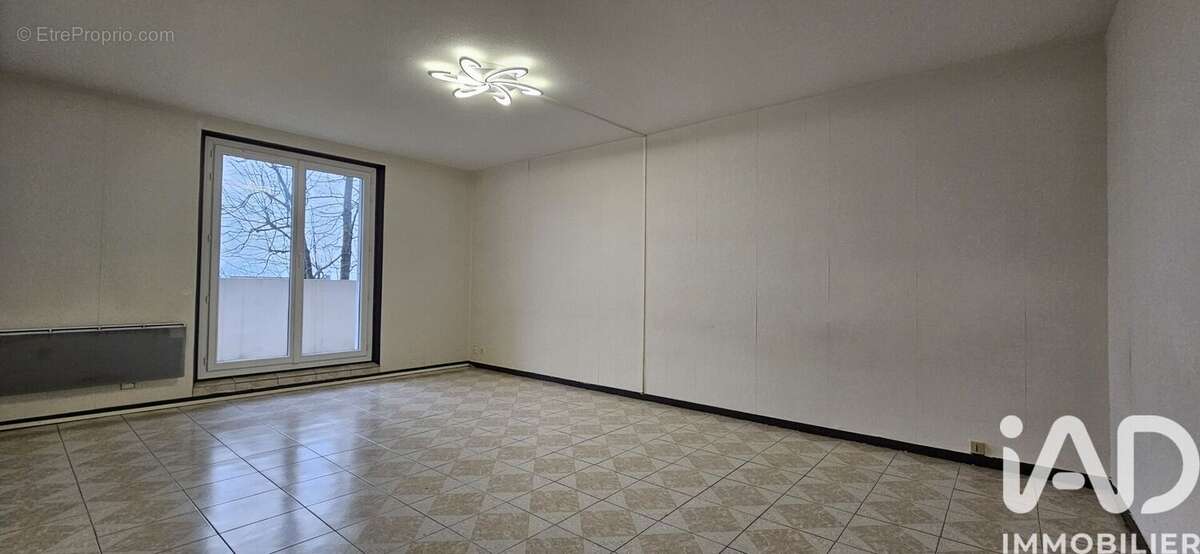 Photo 5 - Appartement à SAINT-FLORENTIN