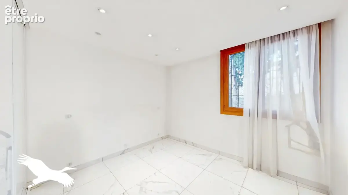 A VENDRE - Marseille 13013, Secteur St Jérôme/La Rose - Appartement 5 pièces de 93m² avec extérieur - Parking libre dans la rési - photo 11