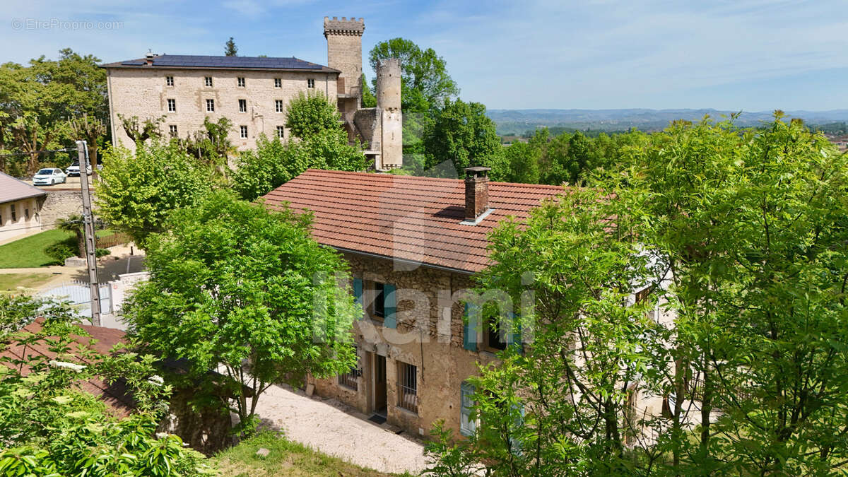 Maison à SAINT-JUST-DE-CLAIX