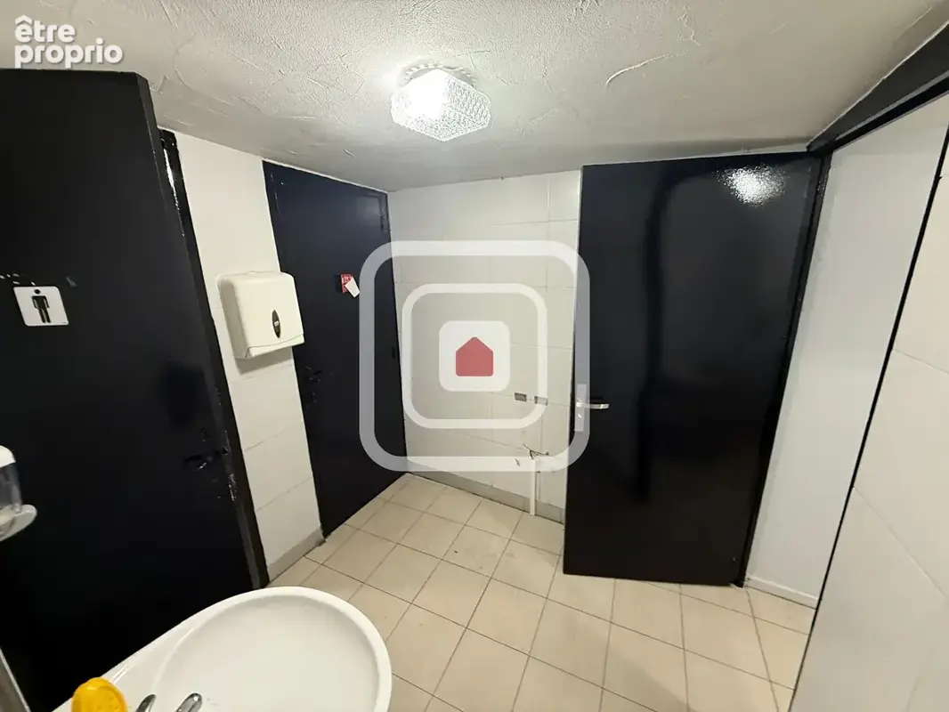 Grand ensemble immobilier  sur 6 000 m² de terrain - photo 13
