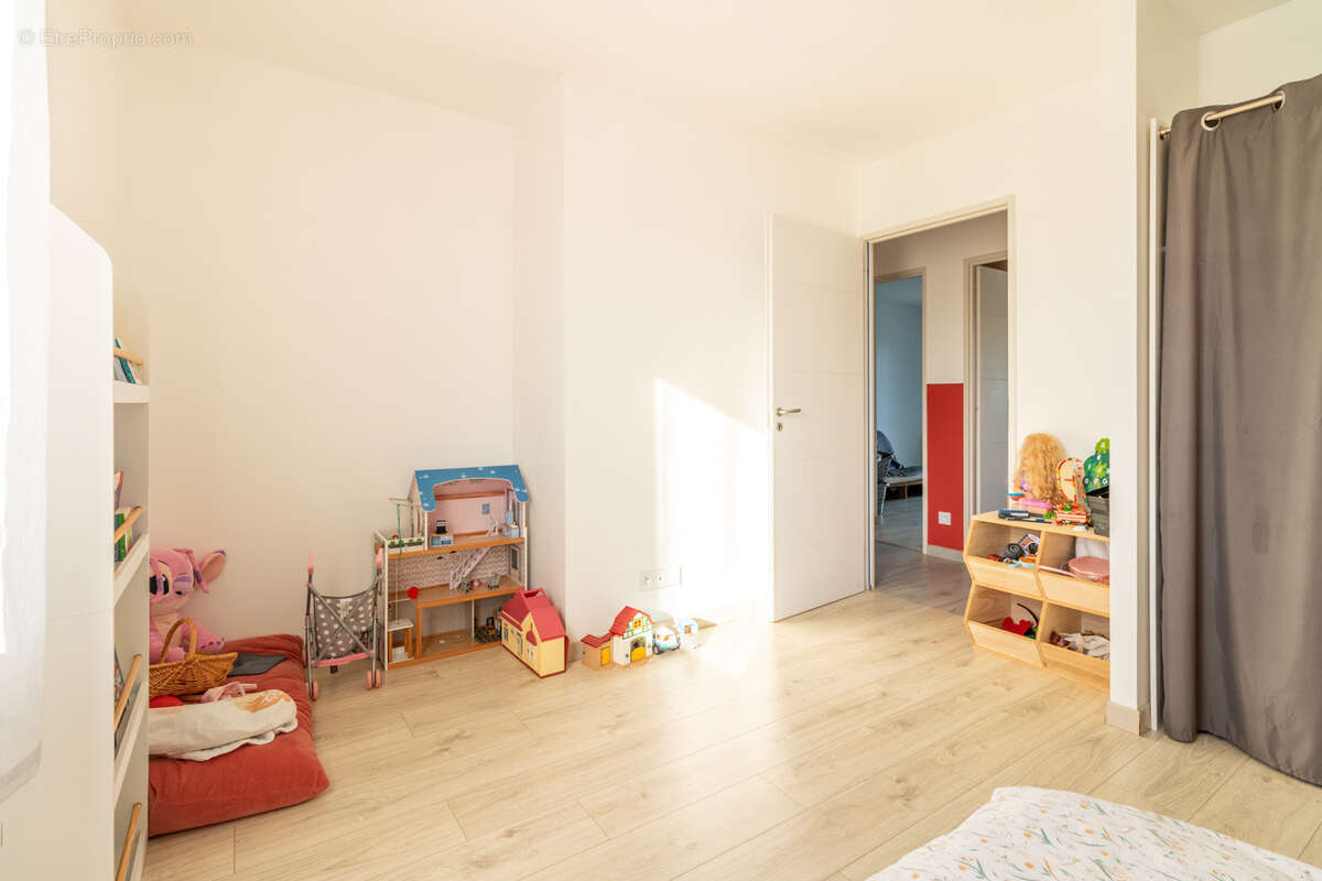 Maison à SAINT-SAVINIEN