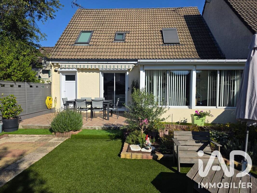 Photo 1 - Maison à PIERRELAYE