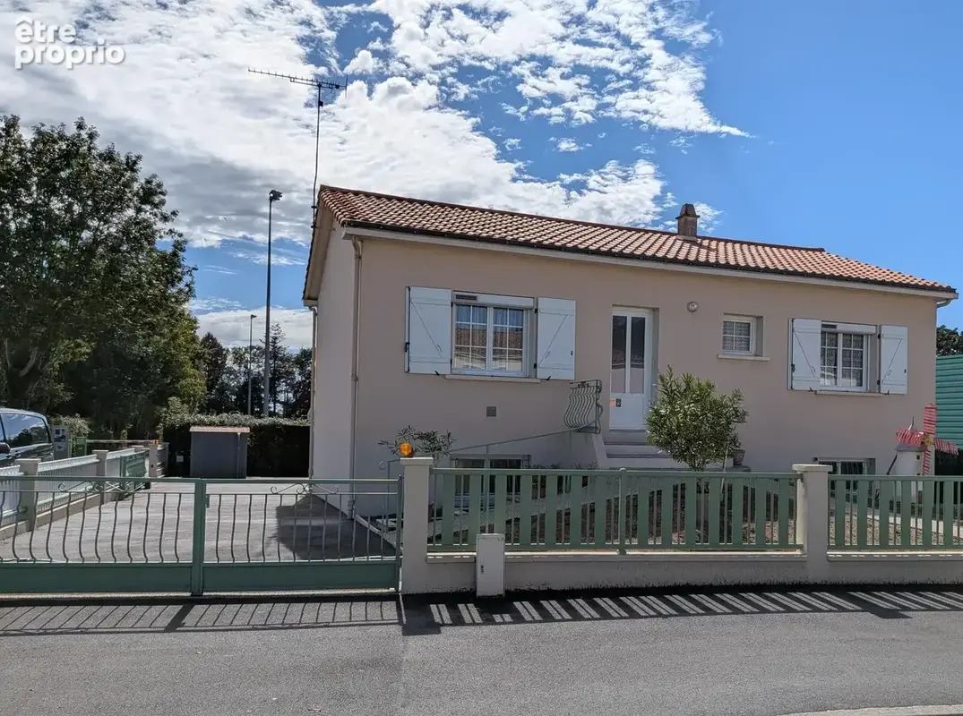 Maison à MOUILLERON-EN-PAREDS