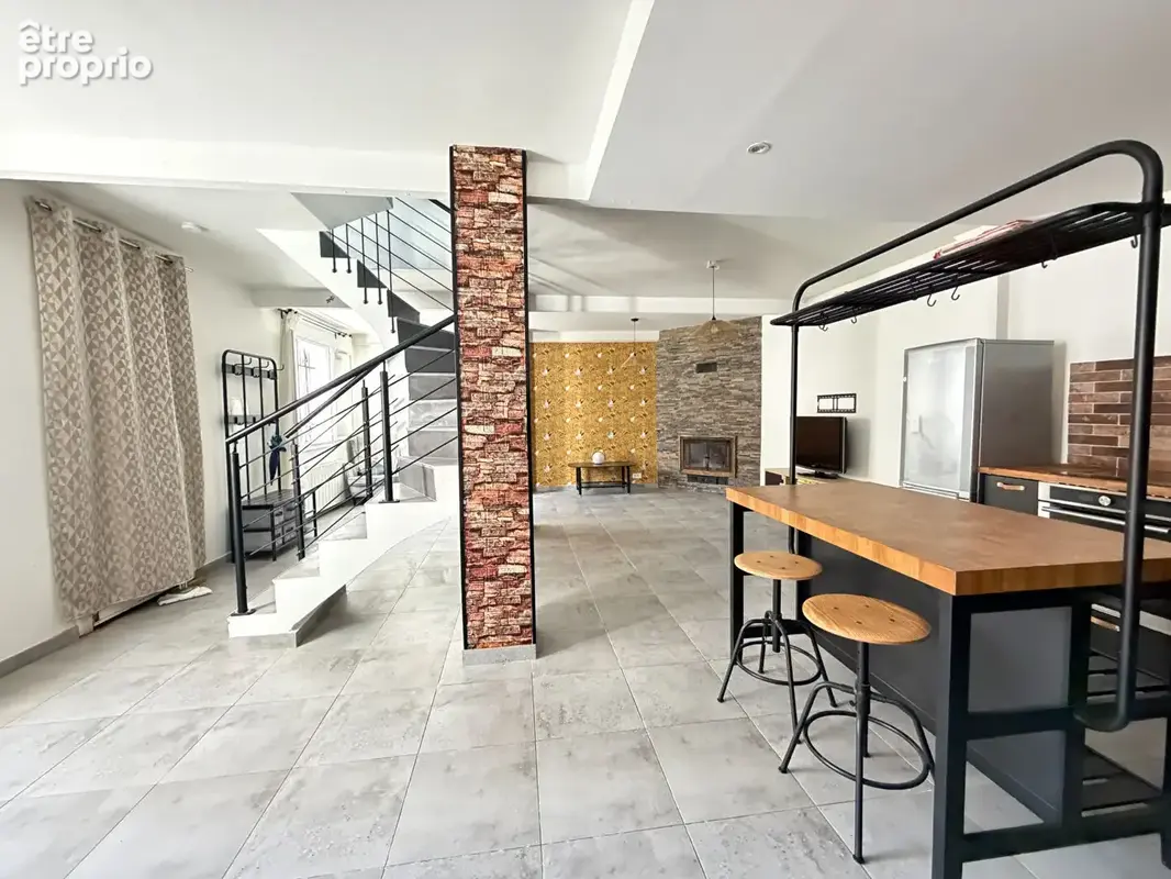 Photo Maison à Bougival au prix de 375 000€