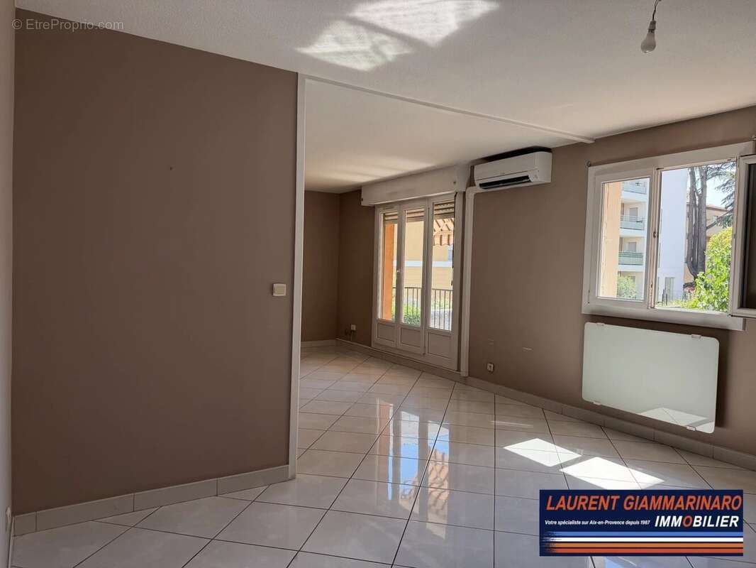 Les milles village type 3 avec balcon et parking prive - photo 2