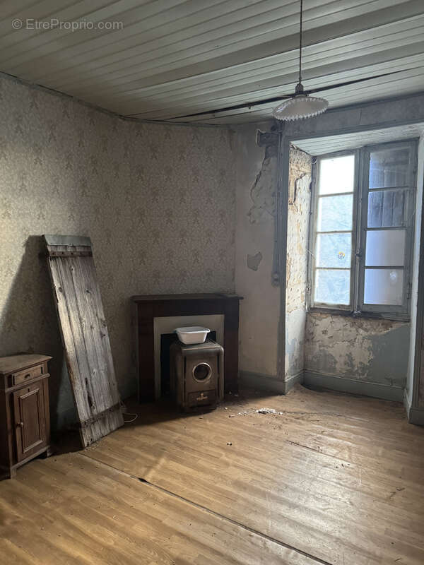 Maison à CALVIAC-EN-PERIGORD