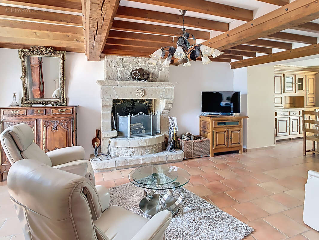 Maison à TOURVILLE-SUR-SIENNE