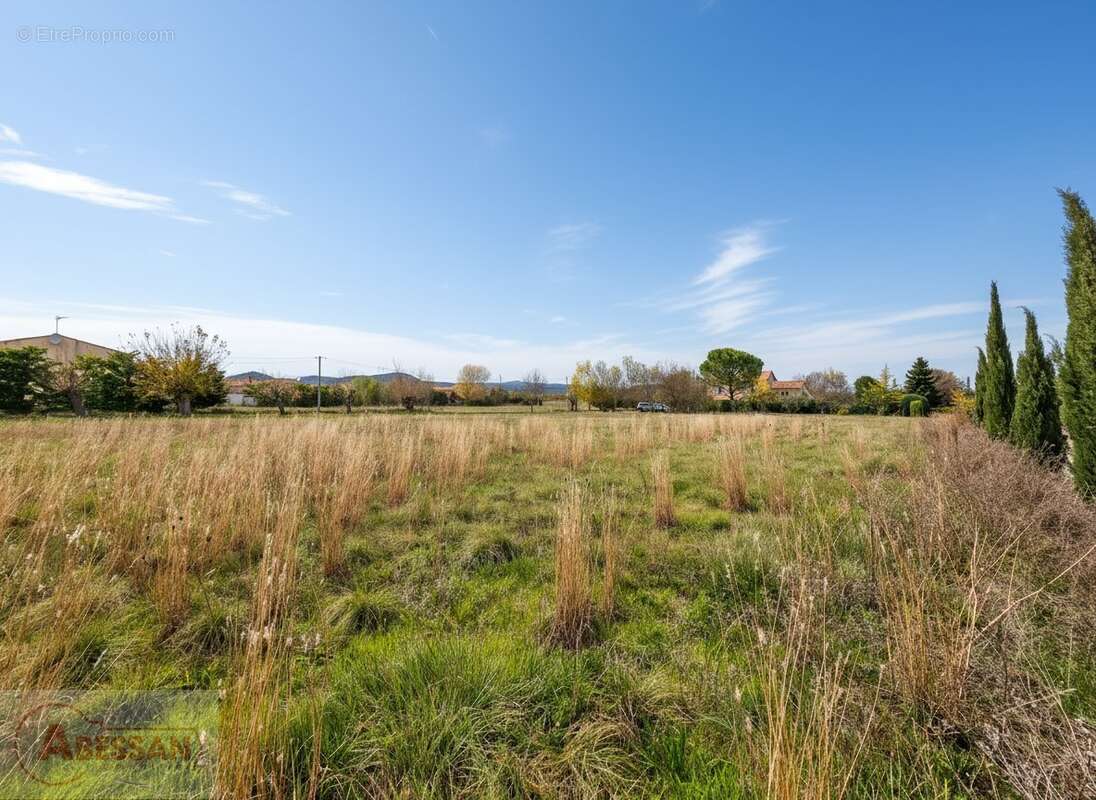 Terrain à SAINT-CHRISTOL-LES-ALES