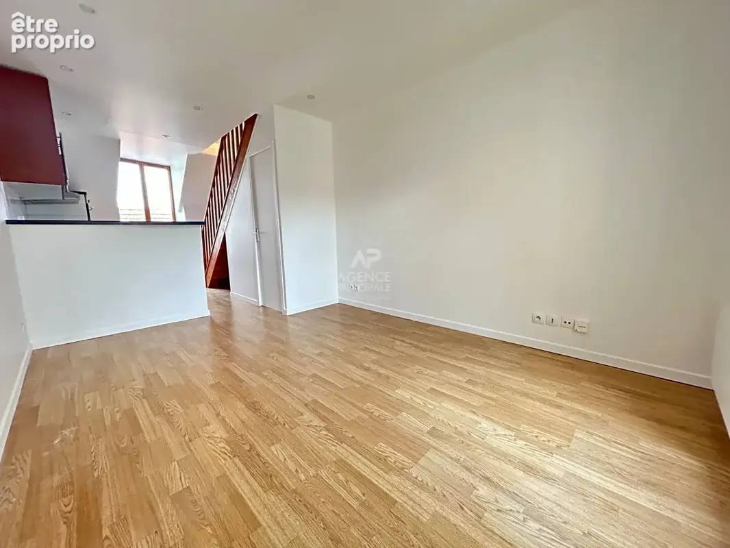 T2 Duplex Poissy Hyper Centre - photo 2
