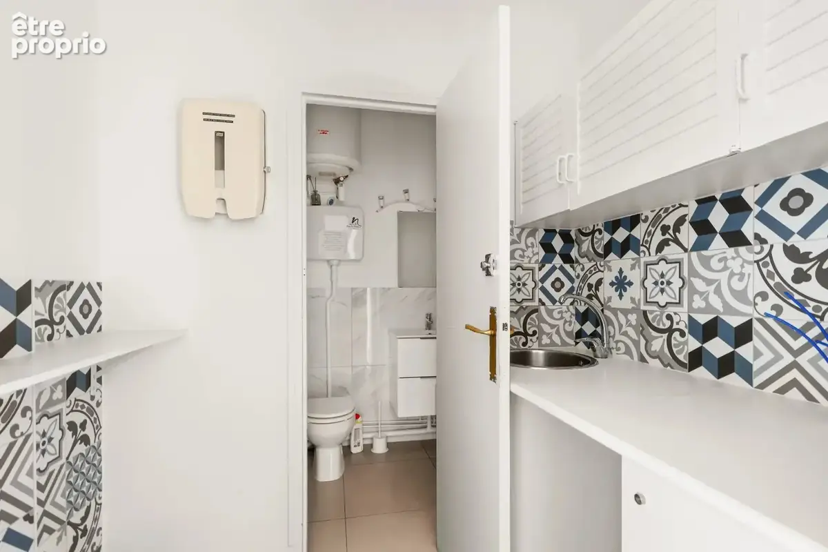 Bureaux avec commercialité Madeleine – Rue Tronchet – - photo 11