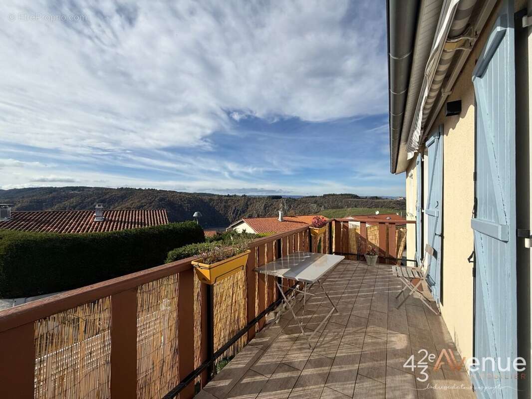 Maison à ROCHE-LA-MOLIERE