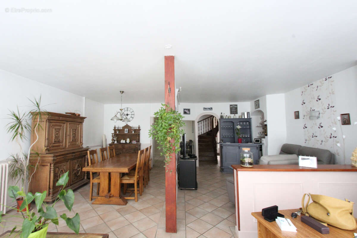 Maison à LA CHARITE-SUR-LOIRE