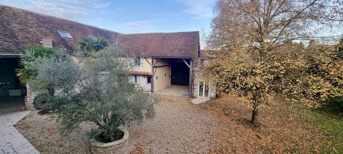 Maison à CHALAUTRE-LA-GRANDE