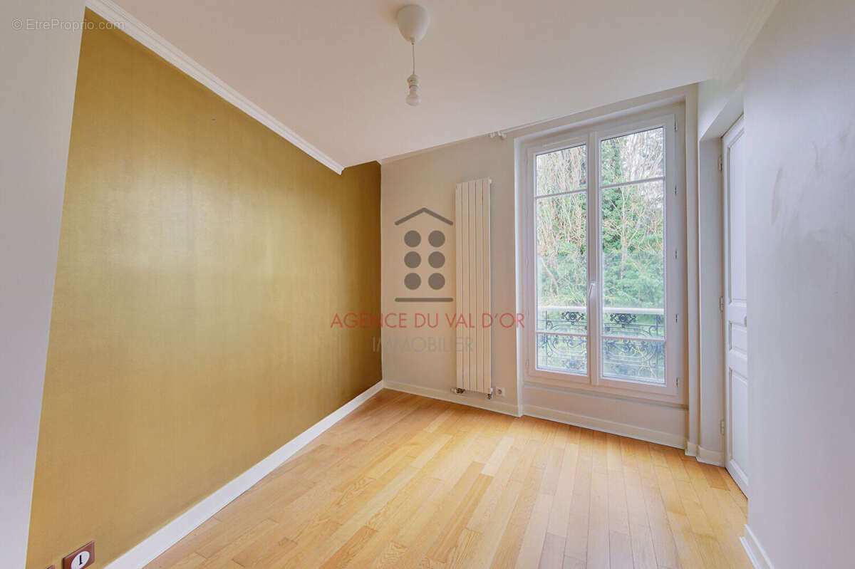 Appartement à LOUVECIENNES