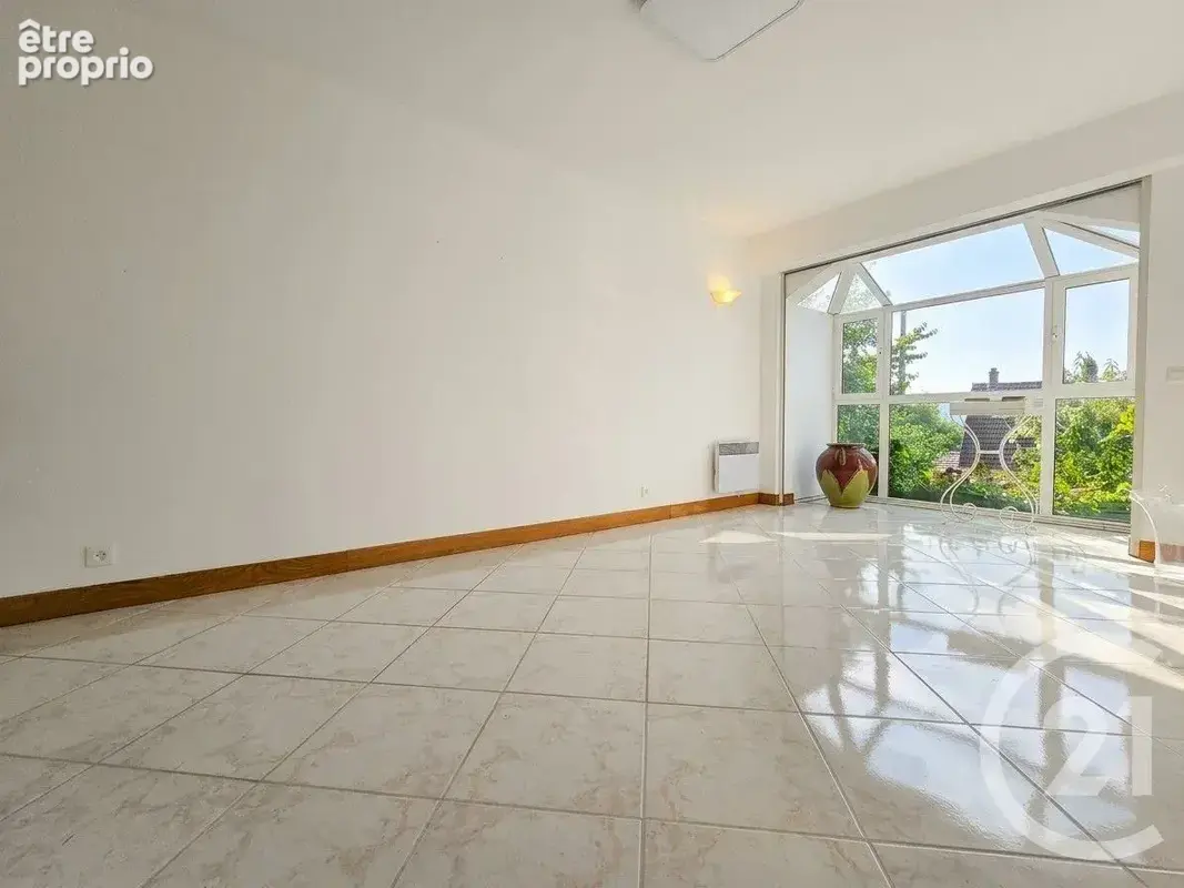 Photo Maison à Chennevieres-Sur-Marne au prix de 598 000€