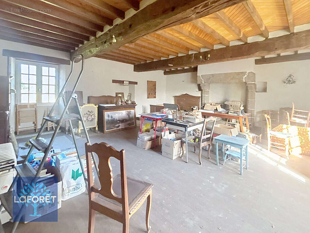 Maison à SAINT-MARC-LE-BLANC