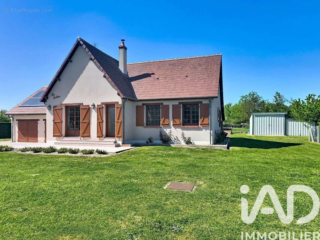 Photo 2 - Maison à GIEVRES