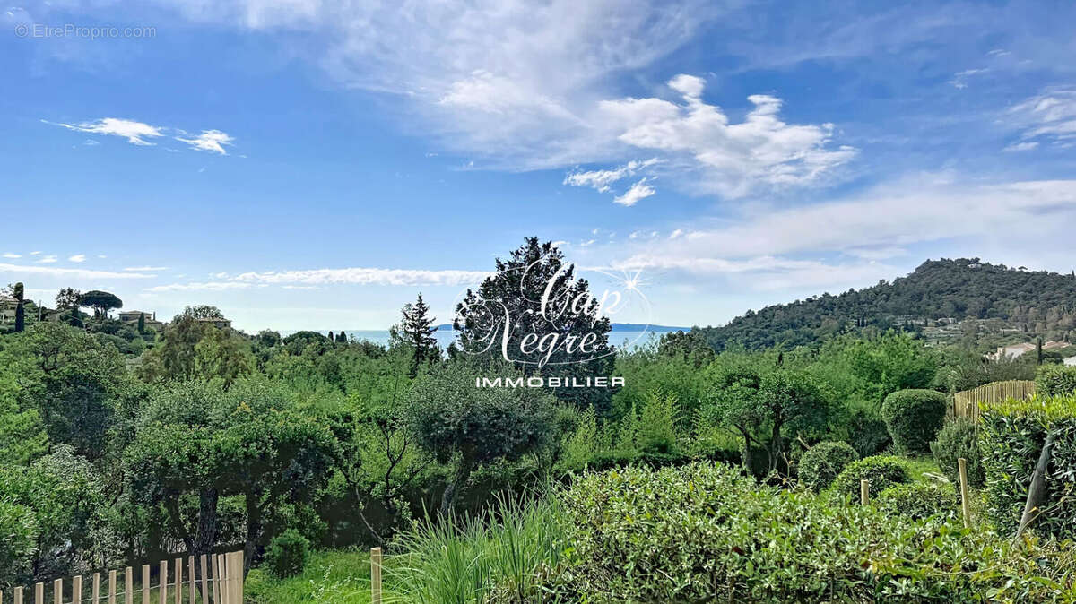 Appartement à LE LAVANDOU