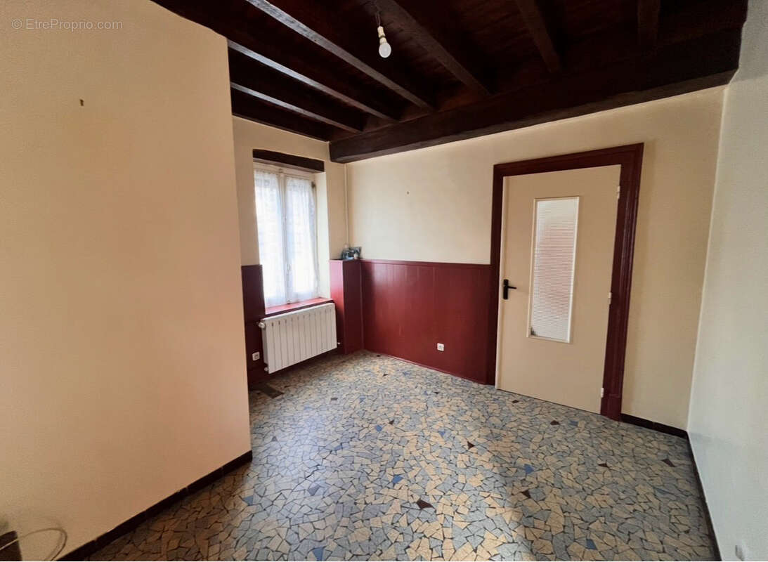 À Bourbon-Lancy (71), immeuble à vendre 105000 € - photo 12