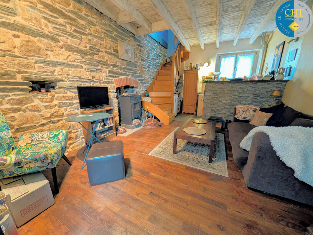 Maison à REMINIAC