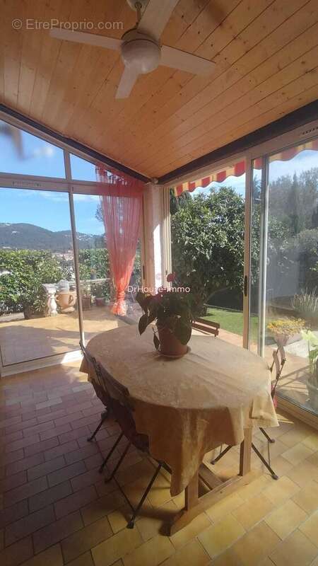 Maison à CARQUEIRANNE