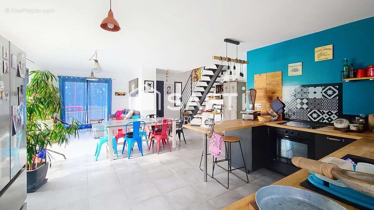 Photo 2 - Maison à MONTESQUIEU-DES-ALBERES