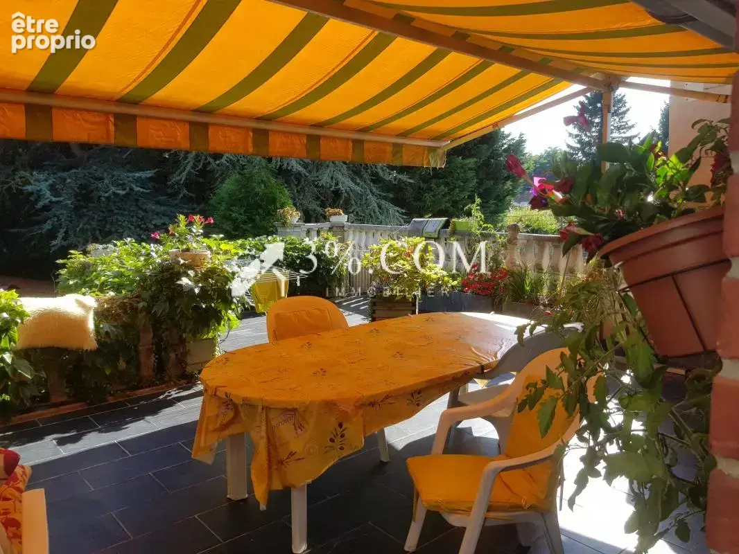 Immeuble 10 pièces 240 m2 - photo 6