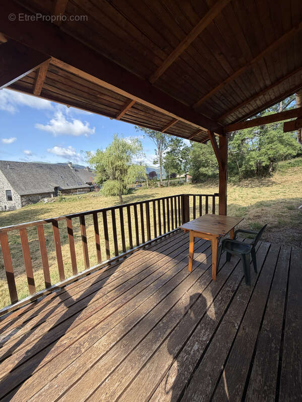 Chalet sur les hauteurs de laveissiere - photo 3