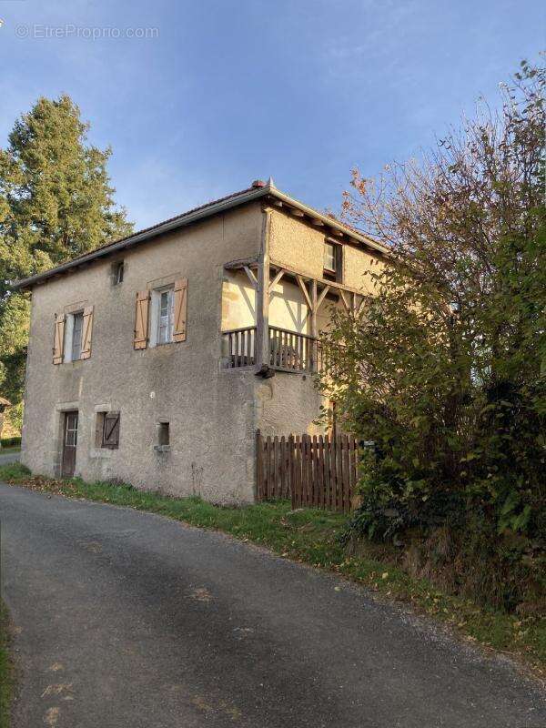 Maison à SAINTE-COLOMBE