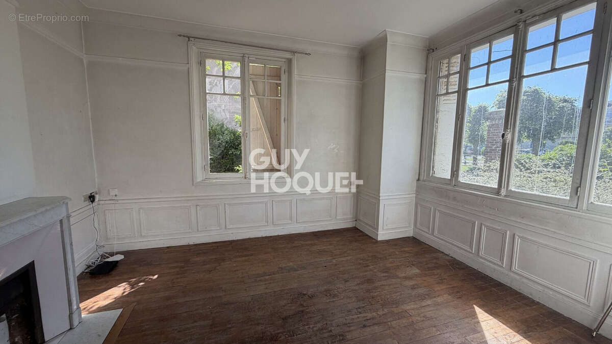 Maison à COMPIEGNE