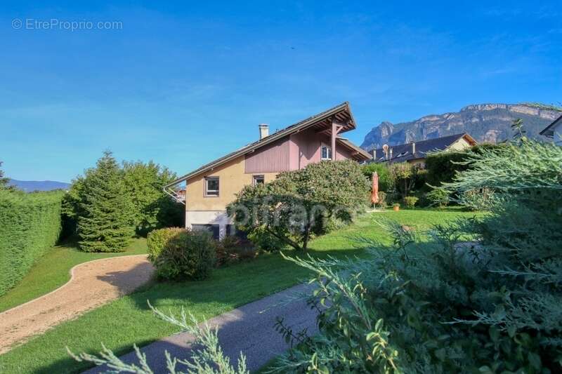 Maison à SAINTE-HELENE-DU-LAC