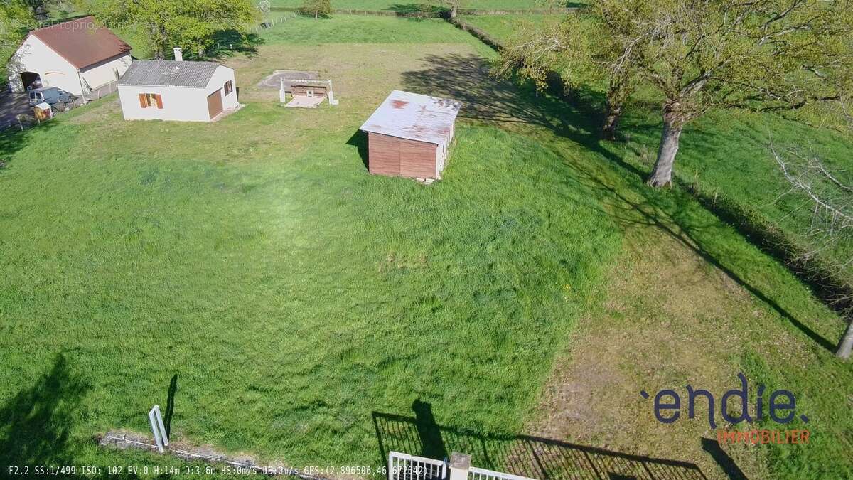 Terrain à COULEUVRE