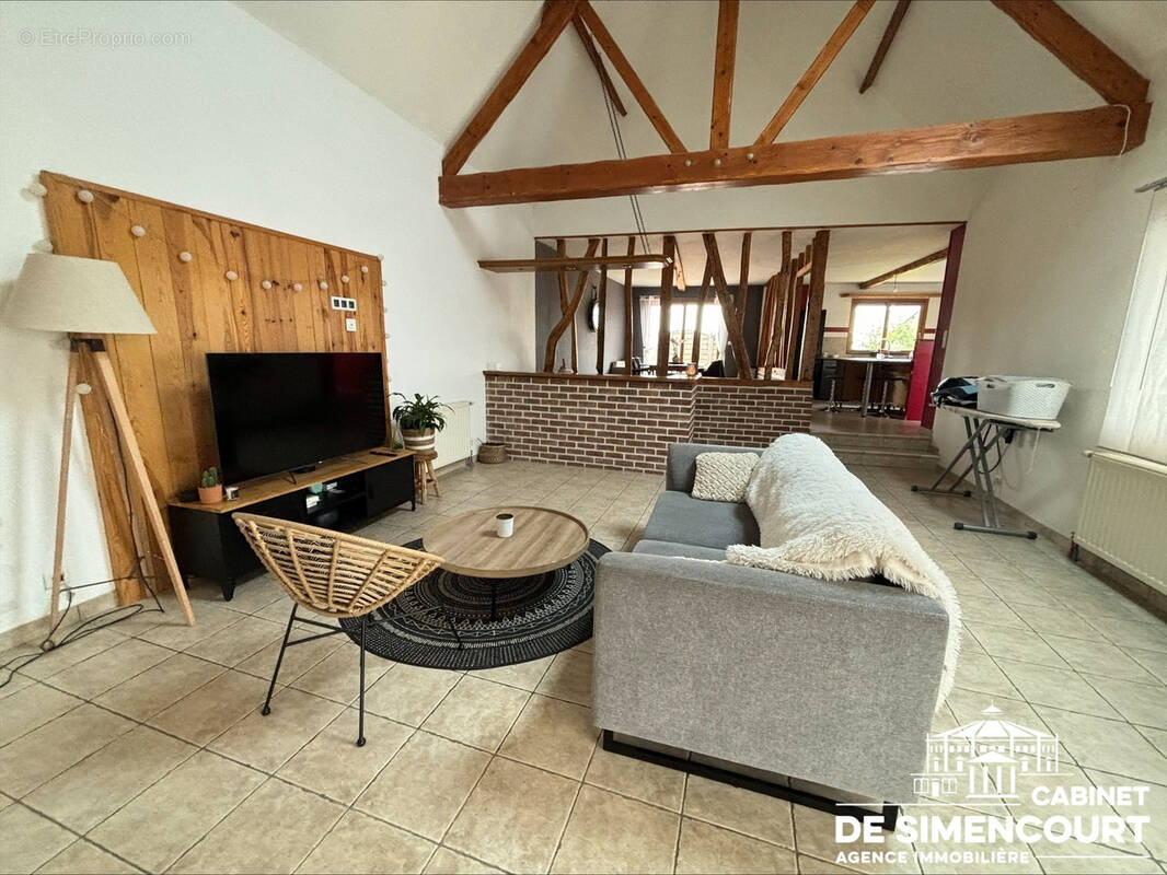 Maison à VILLERS-BOCAGE