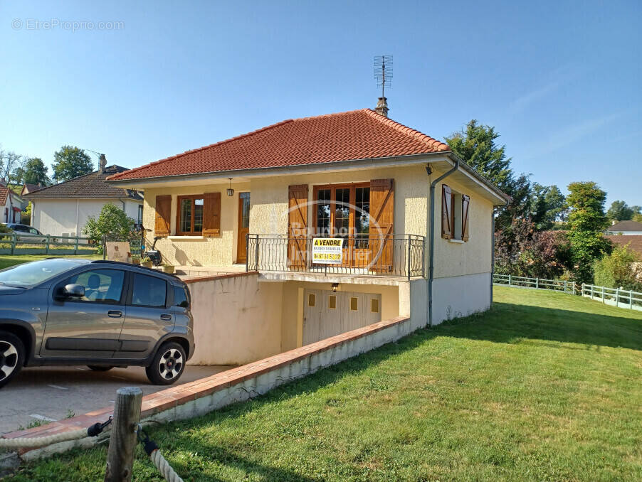 Maison à CRESSY-SUR-SOMME