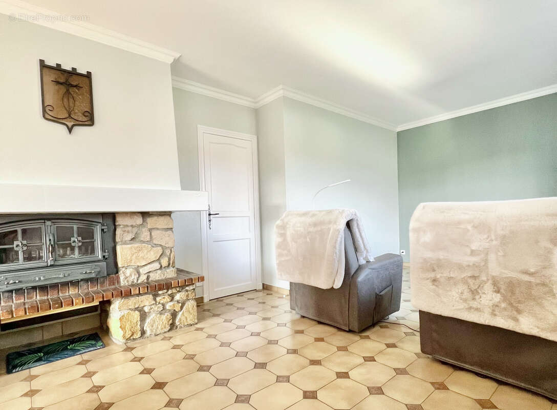 Maison à SAINT-MARCELLIN-EN-FOREZ