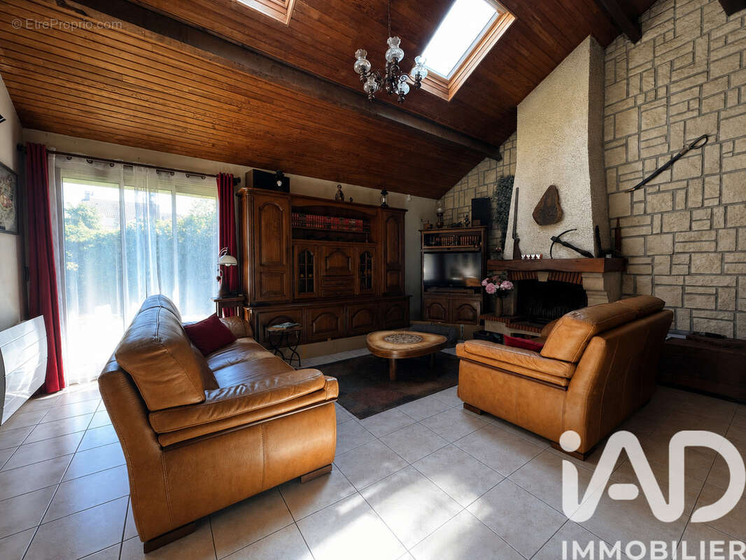 Photo 2 - Maison à ERAGNY